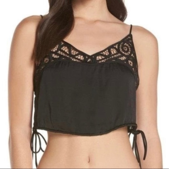 NEW WITH tags
Free People
Blouson Satin Crop Top in Black In Medium. - Picture 1 of 4